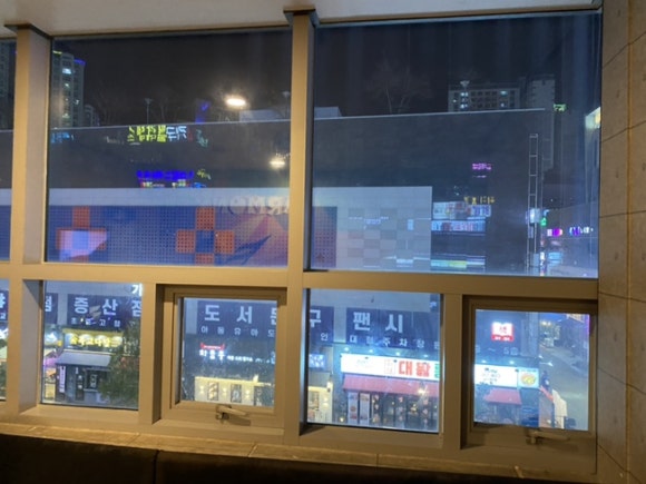 비상구노래연습장 이미지