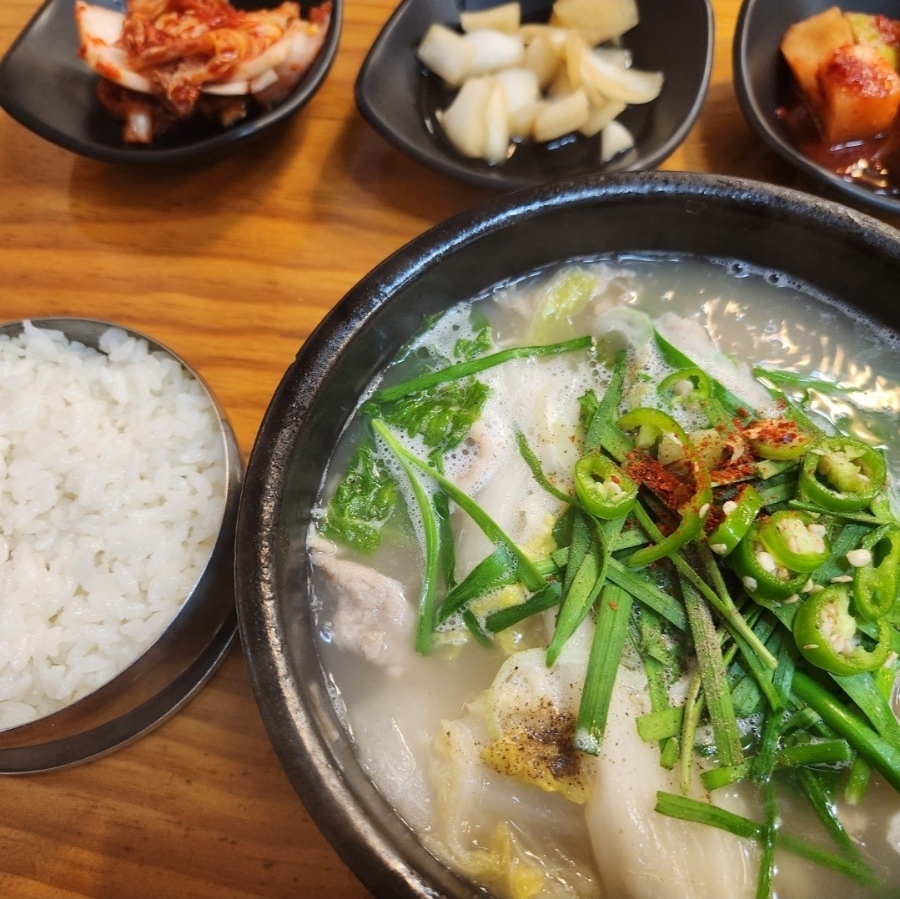 큰맛 할매순대국 이미지