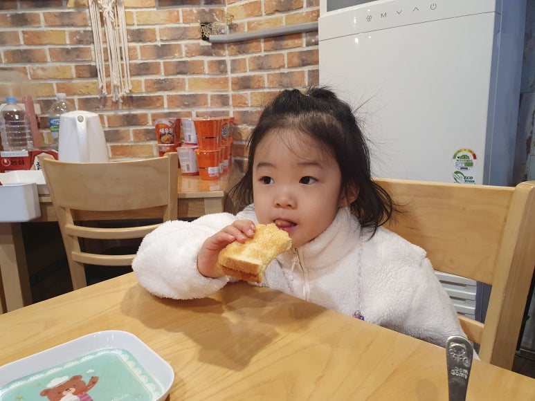 해피큐모텔 이미지