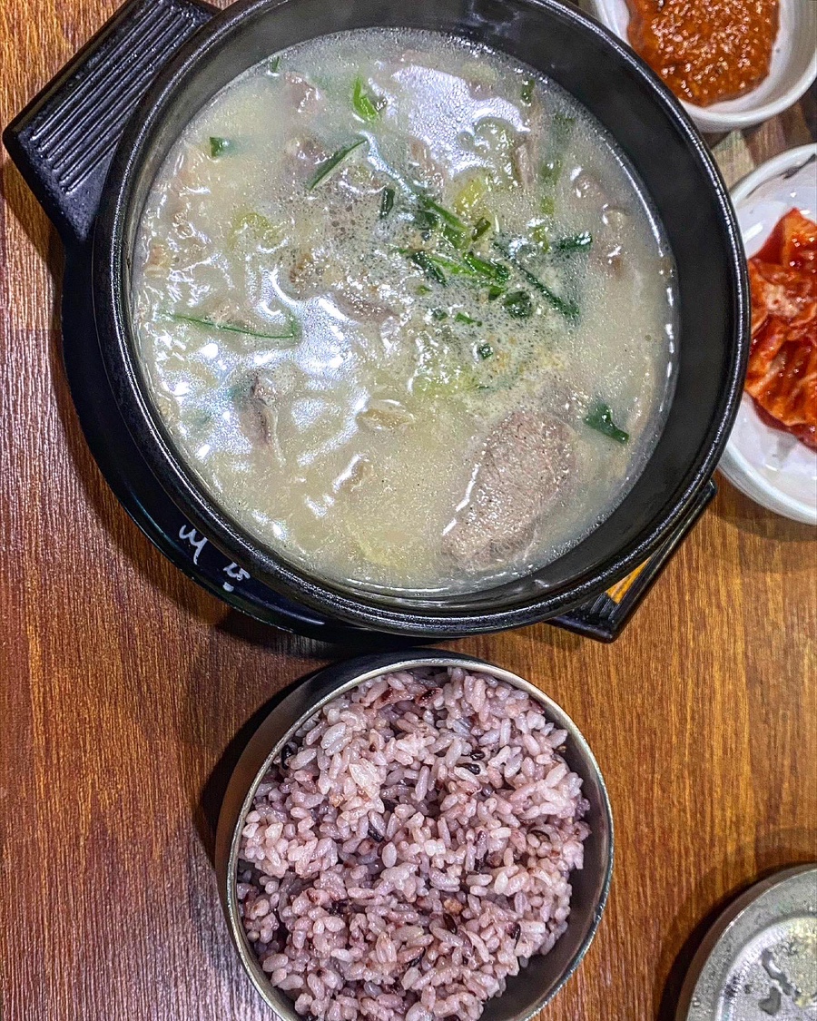 명장 돼지국밥 이미지