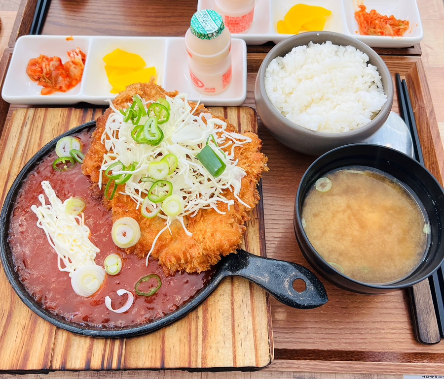자유의언덕 어진점 이미지