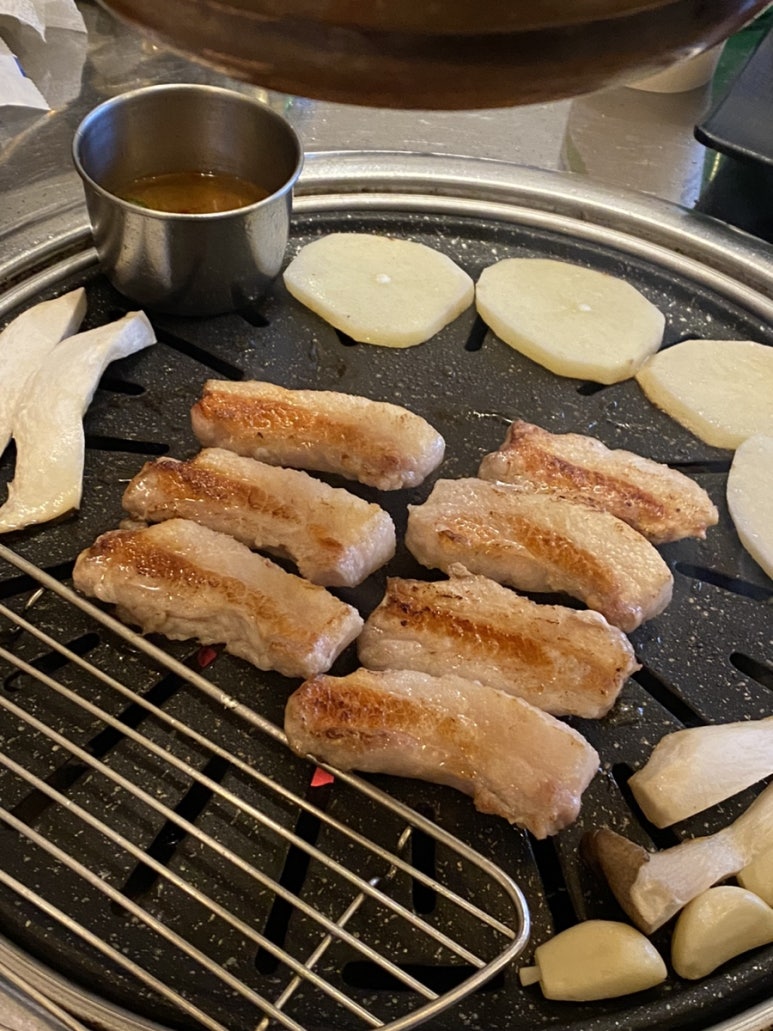 또와뒷고기 이미지