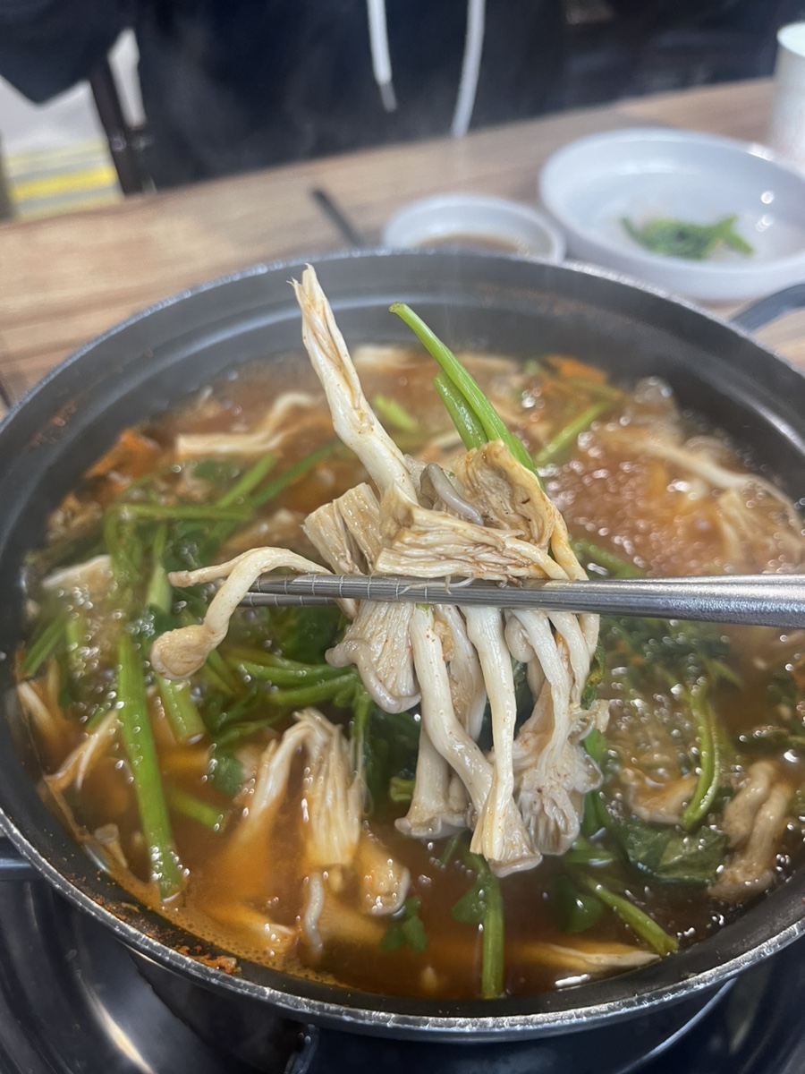 파주심학산밀가마칼국수 이미지