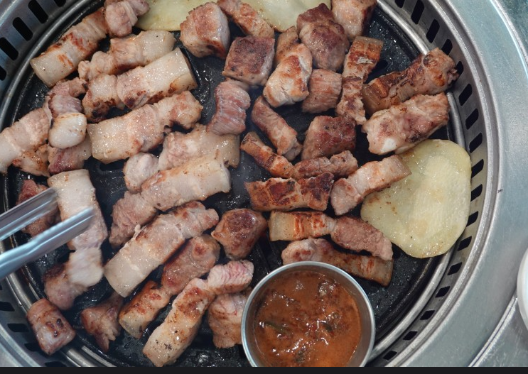 흑돼지구이 이미지