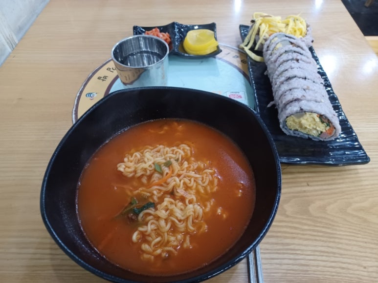밥마리김밥 이미지