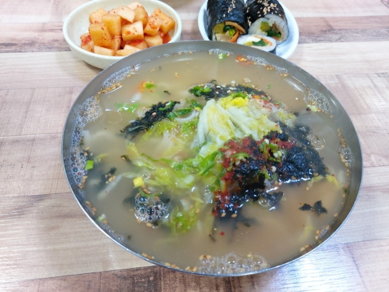 이모칼국수 이미지