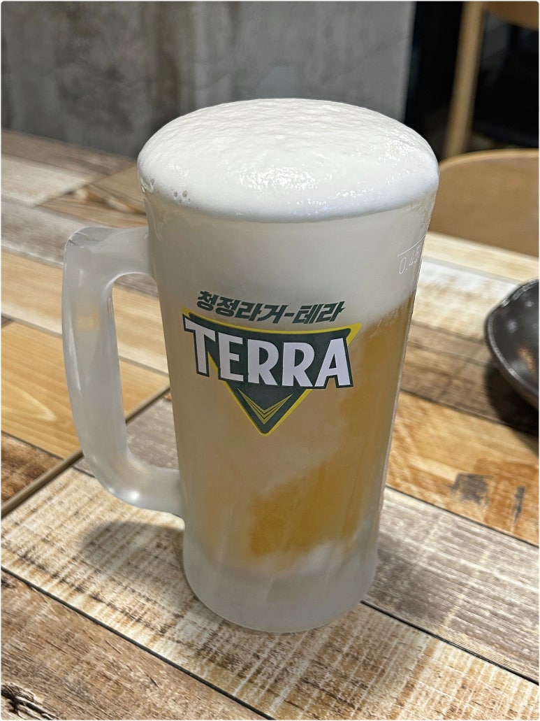 밤은짧고요순살은맛있고맥주는차가워요 이미지