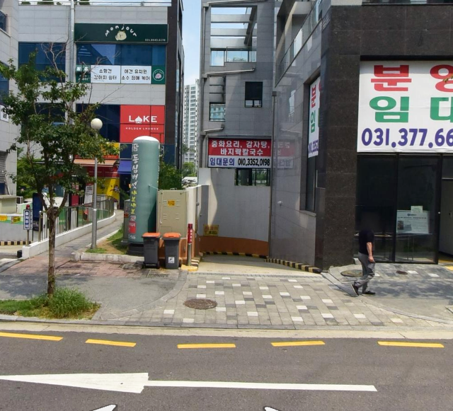 뮤즈리나 드로잉카페 이미지