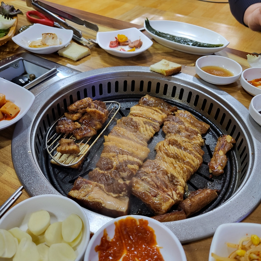 진호돼지갈비 이미지
