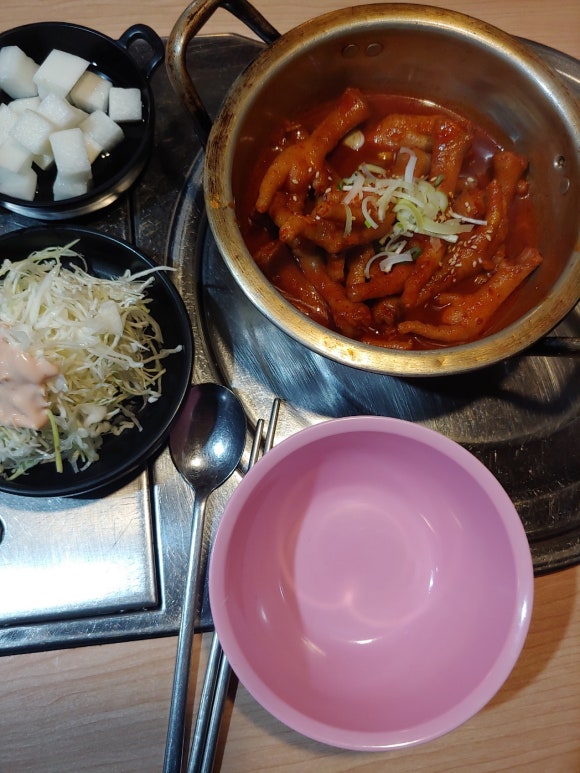 닭발싸롱가음정점 이미지