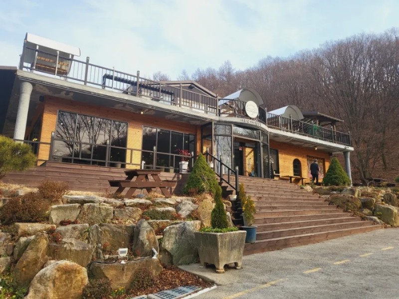 더슬로우 이미지