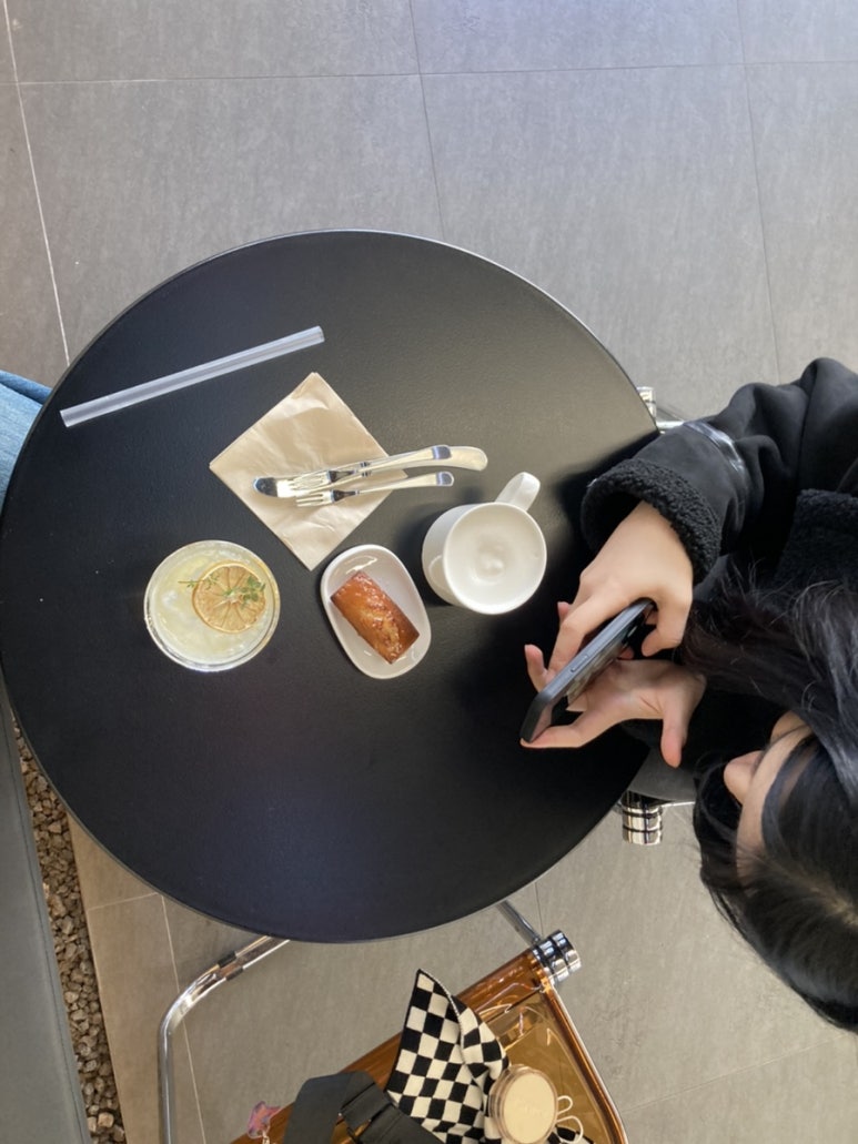 강뉴카페 이미지