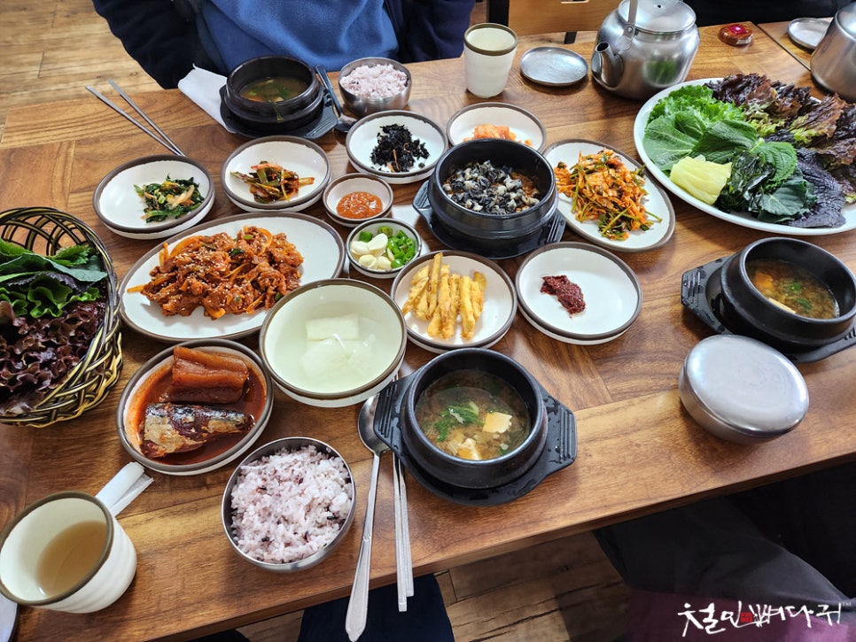 제육우렁쌈밥 이미지