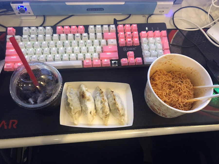쓰리팝카페 이미지