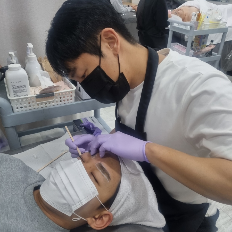 유리한남자 이미지
