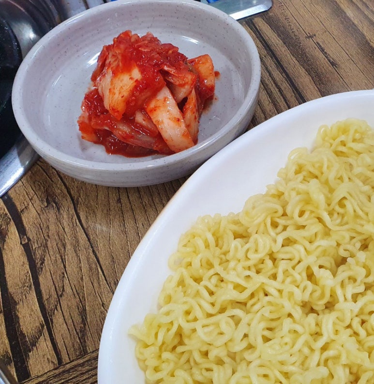 김태연 국민 동태탕 이미지