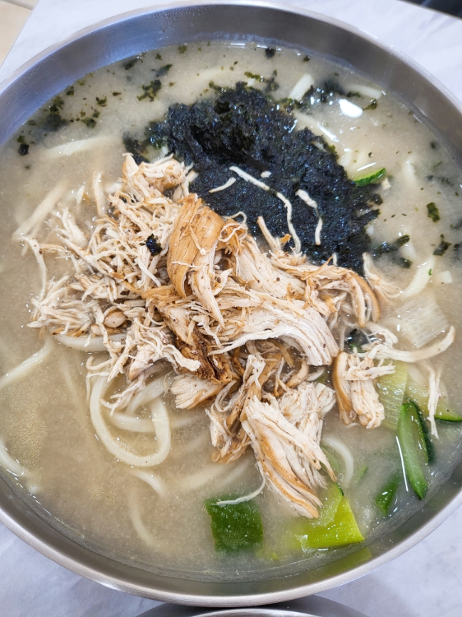 영진닭칼국수 이미지