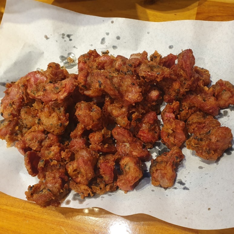 왕왕치킨닭강정똥집 이미지