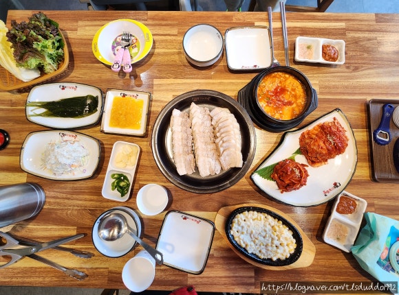 돈통마늘보쌈김포마산지구점 이미지