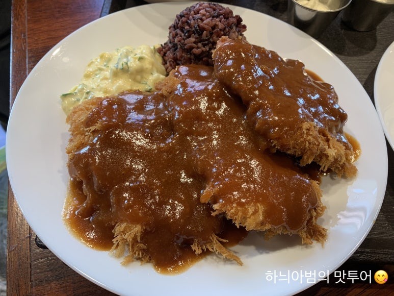 야미돈까스 이미지