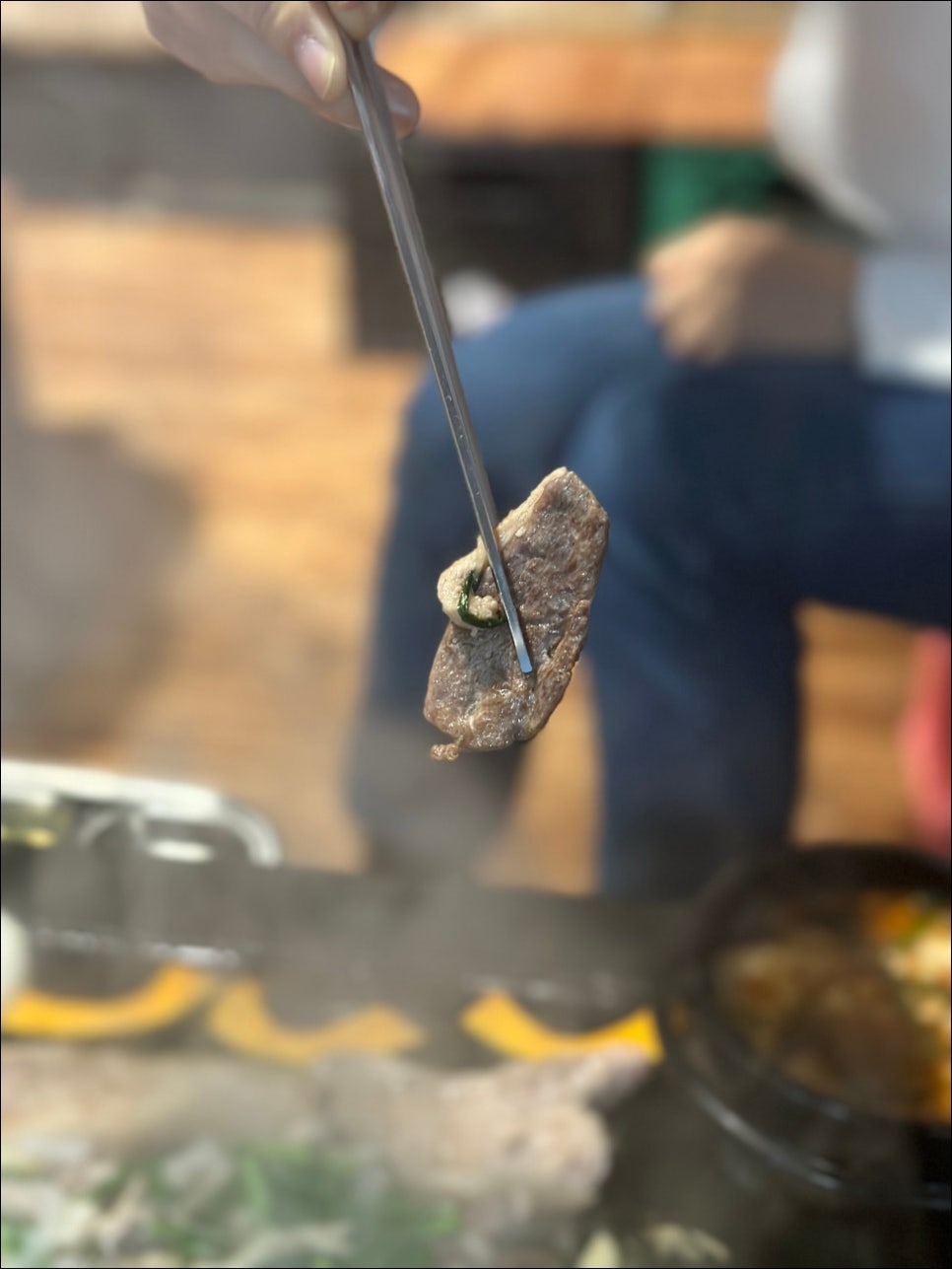 자주오리돌판구이 이미지