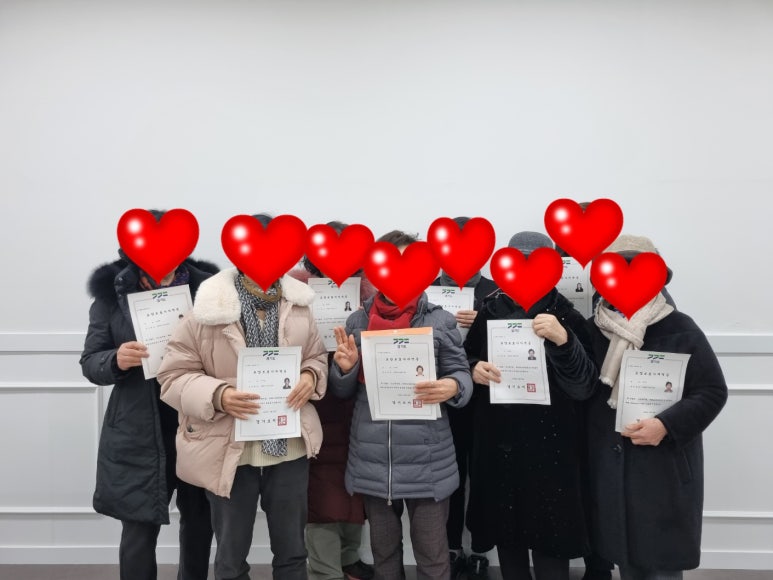더퍼스트요양보호사교육원 이미지