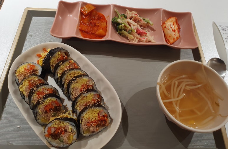 354김밥국수 이미지