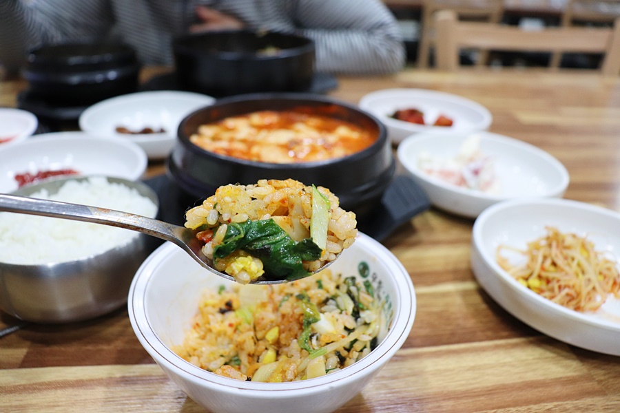 친구네찌개전문점 이미지
