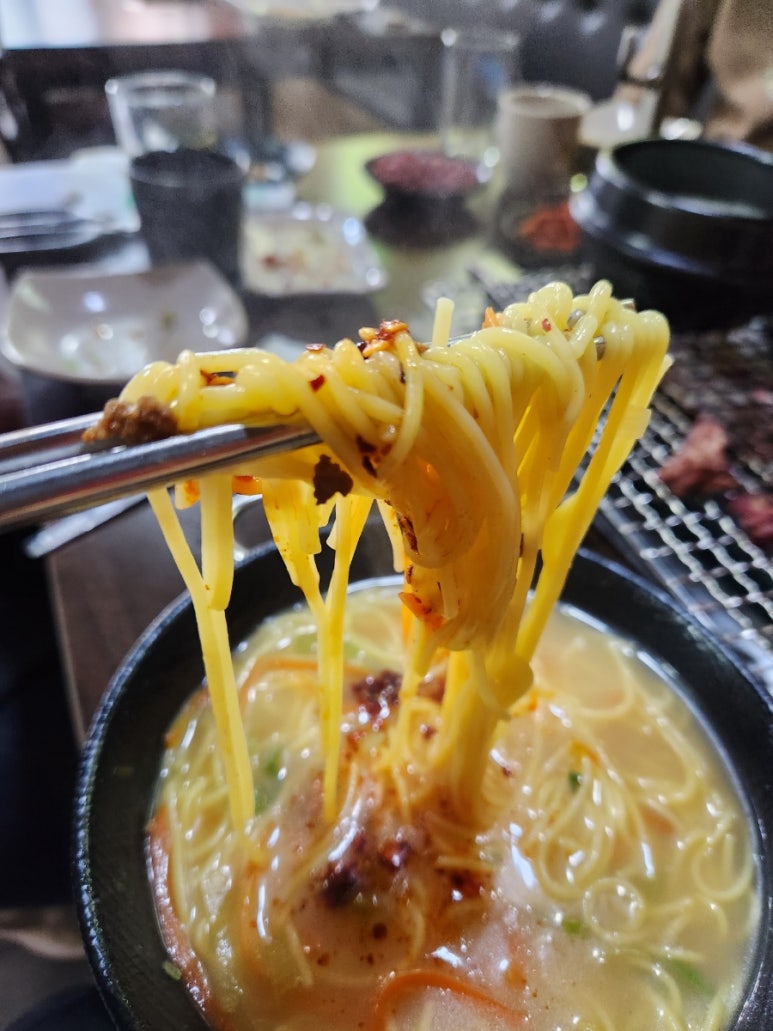 원시다자숯불양다리구이 이미지