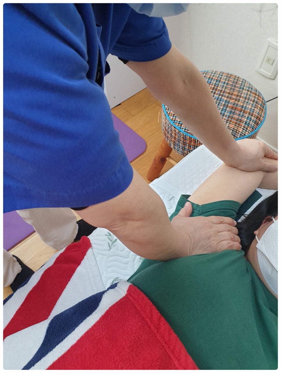 엄지는약손 이미지