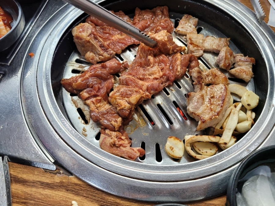 노고산숯불갈비 이미지