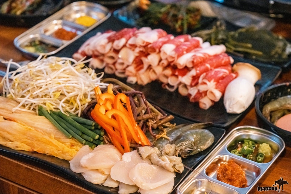 황금돼지집 이미지
