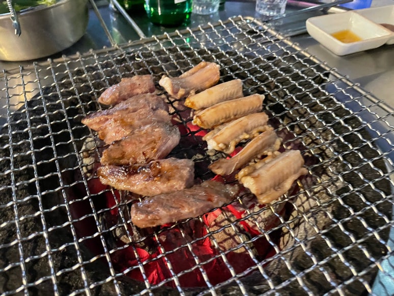 숯불꼼장어 이미지