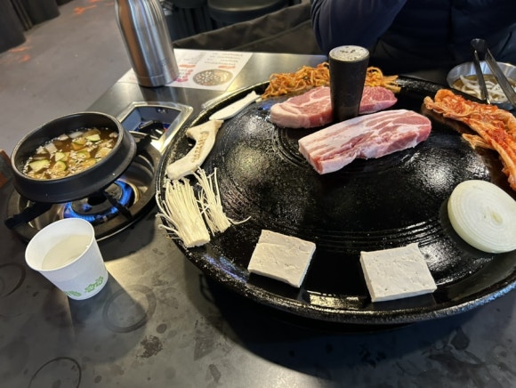 훈이네삼겹 이미지