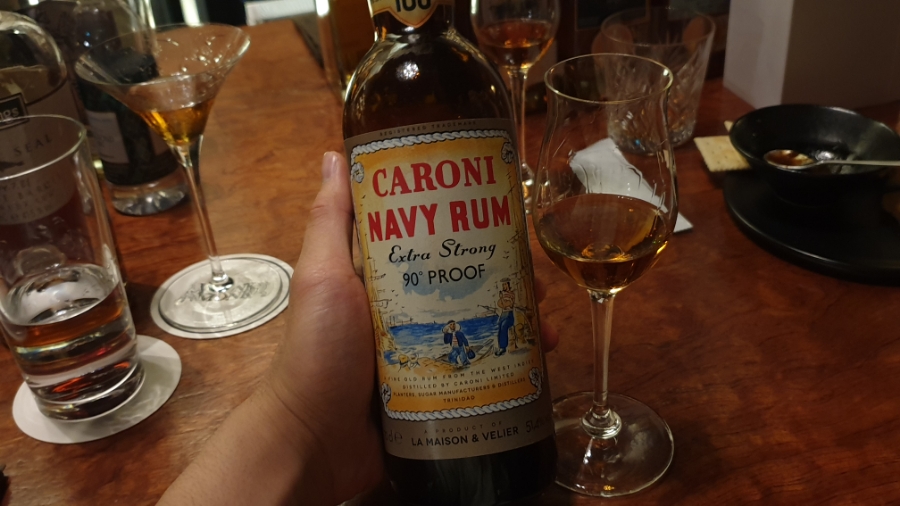 카로니(CARONI) 이미지