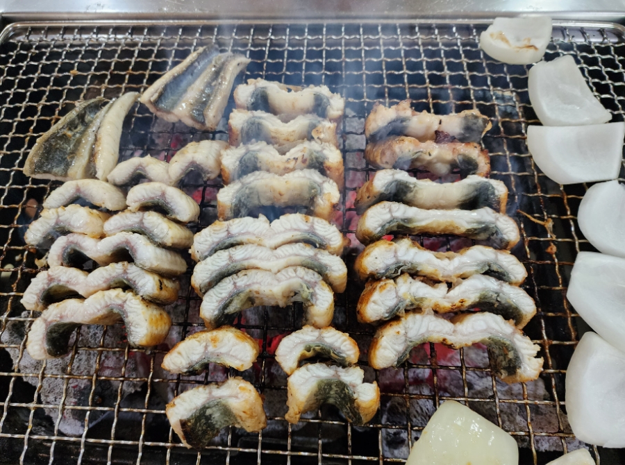 통일로장어촌 이미지