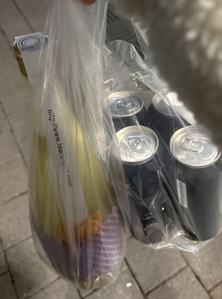 비와이오비 이미지