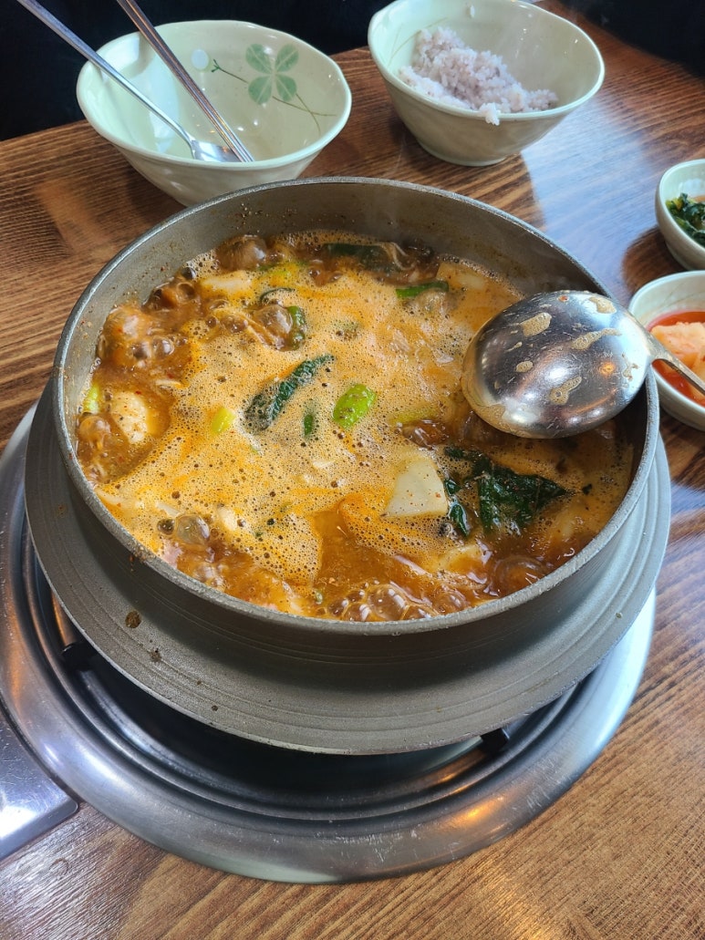 시골집추어매운탕 이미지