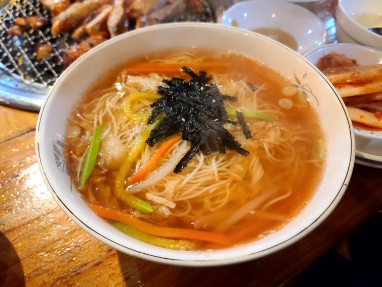 춘천골숯불닭갈비 이미지