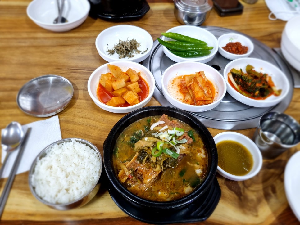 대원뼈다귀감자탕 이미지