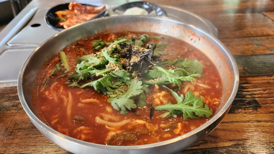 오주공주칼국수 이미지