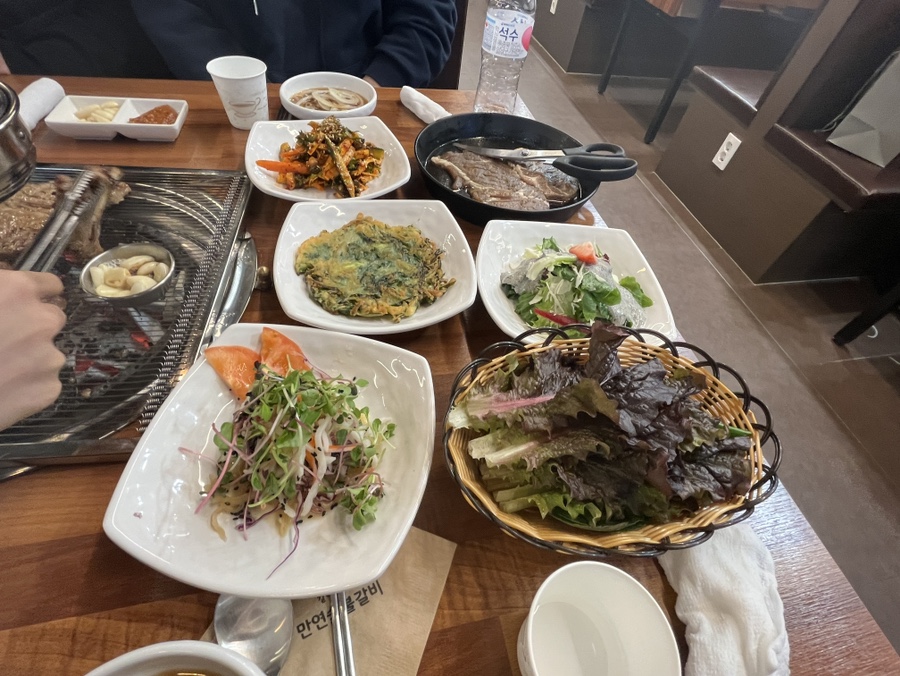 군산숯불갈비 이미지