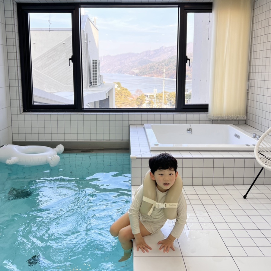 디온풀빌라 이미지