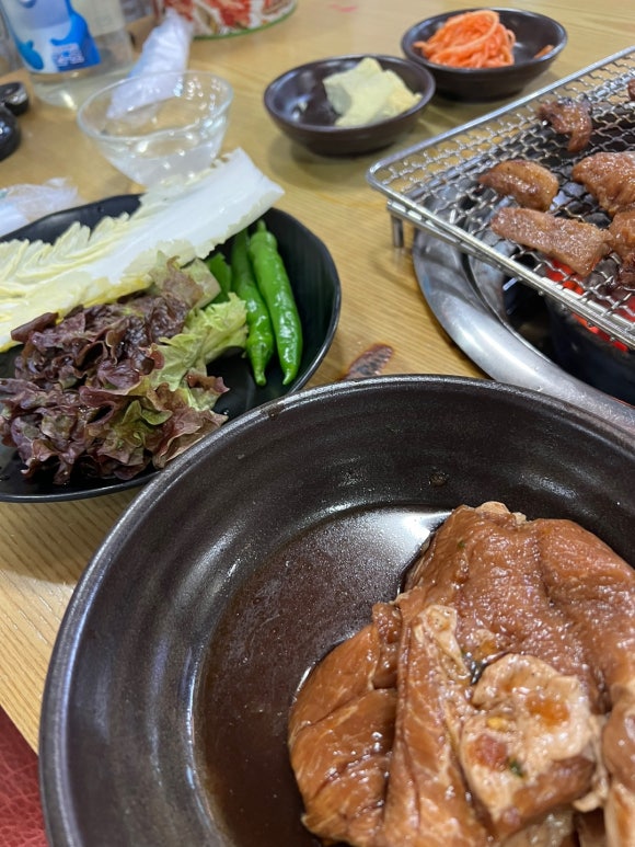 명동돼지한마리 이미지