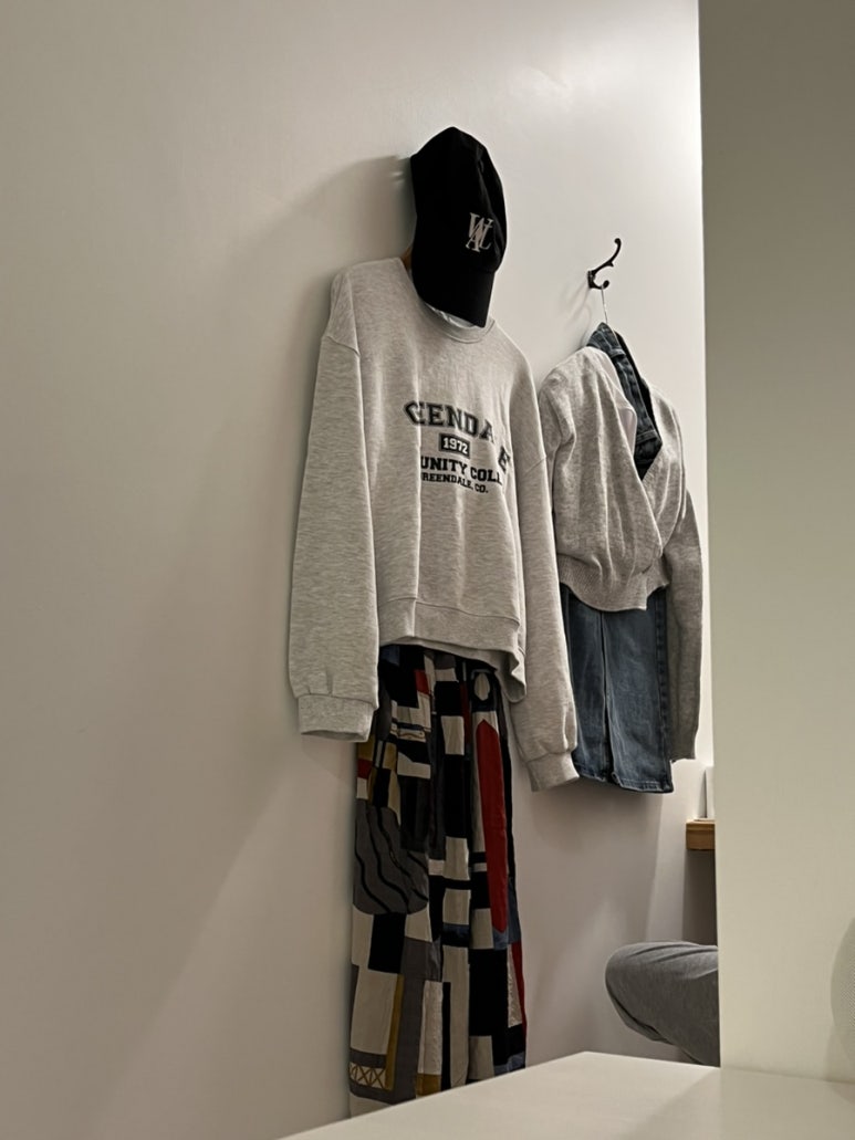 커뮤니테이블 이미지