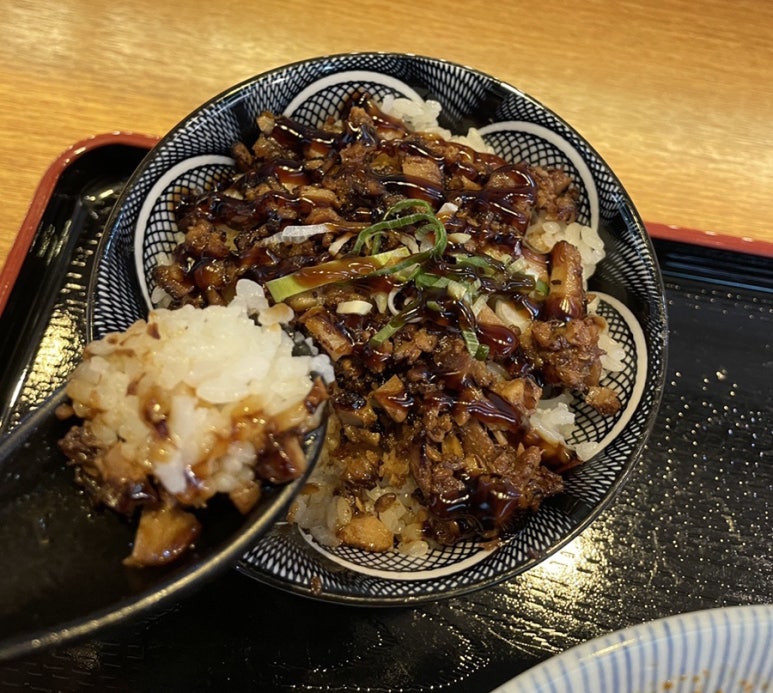 얏타미라멘 이미지