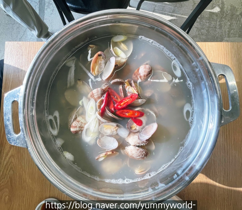 용포호랑이칼국수 이미지