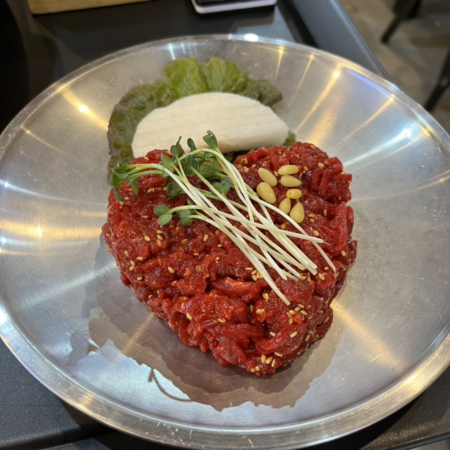 육회오빠연어사줘 이미지