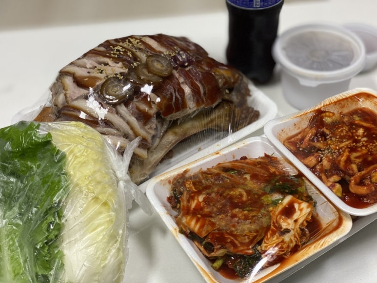 샘터족발 이미지