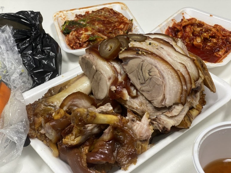 샘터족발 이미지